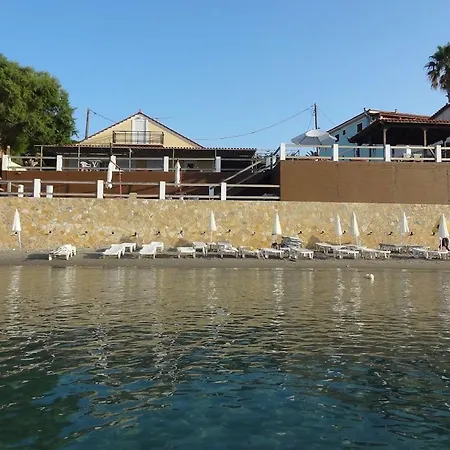 Vilă Mare Zakynthos, Private *