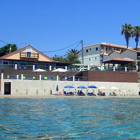 Vilă Mare Zakynthos, Private Laganas