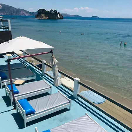 Vilă Mare Zakynthos, Private Laganas