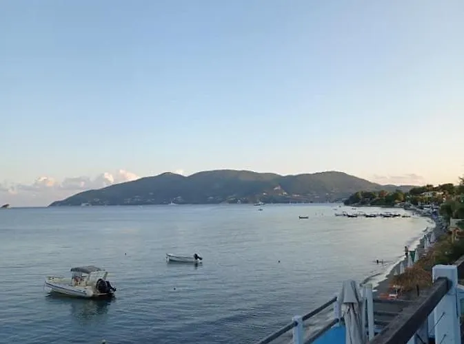 Mare Zakynthos, Private Лаганас