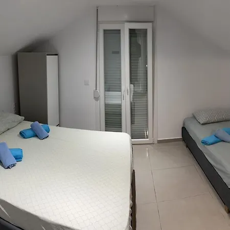 Mare Zakynthos, Private *