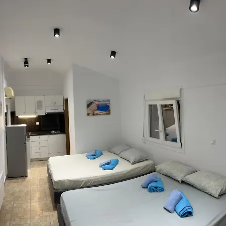 Mare Zakynthos, Private 拉加纳斯