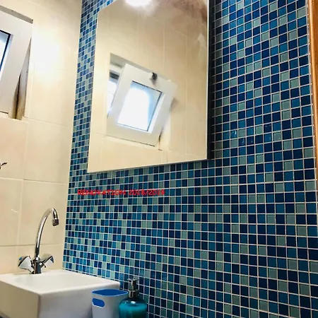 Mare Zakynthos, Private